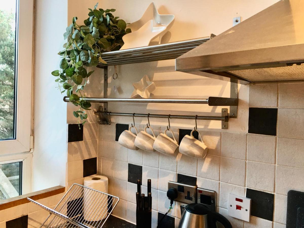 אברדין Cosy 2 Bedroom Central Apartment - Free Parking, Free Wifi מראה חיצוני תמונה