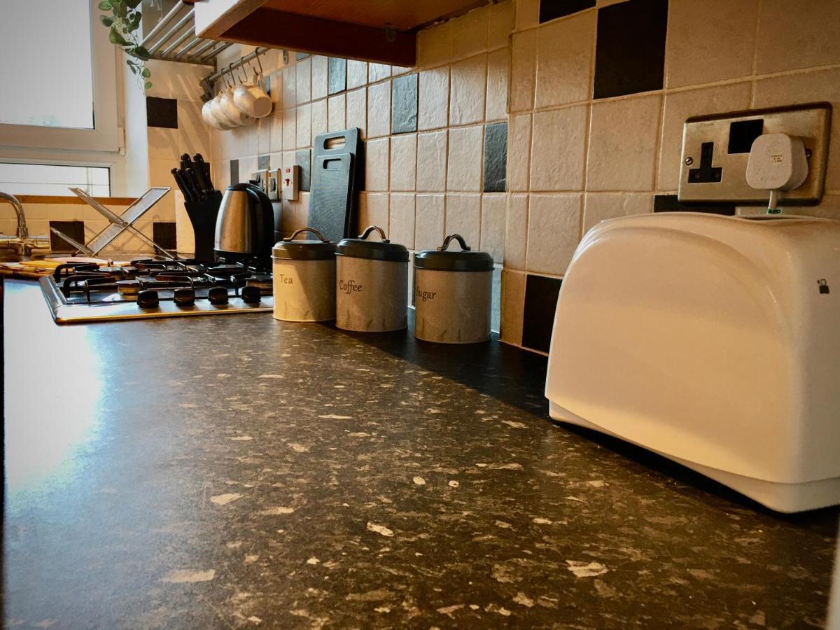 אברדין Cosy 2 Bedroom Central Apartment - Free Parking, Free Wifi מראה חיצוני תמונה